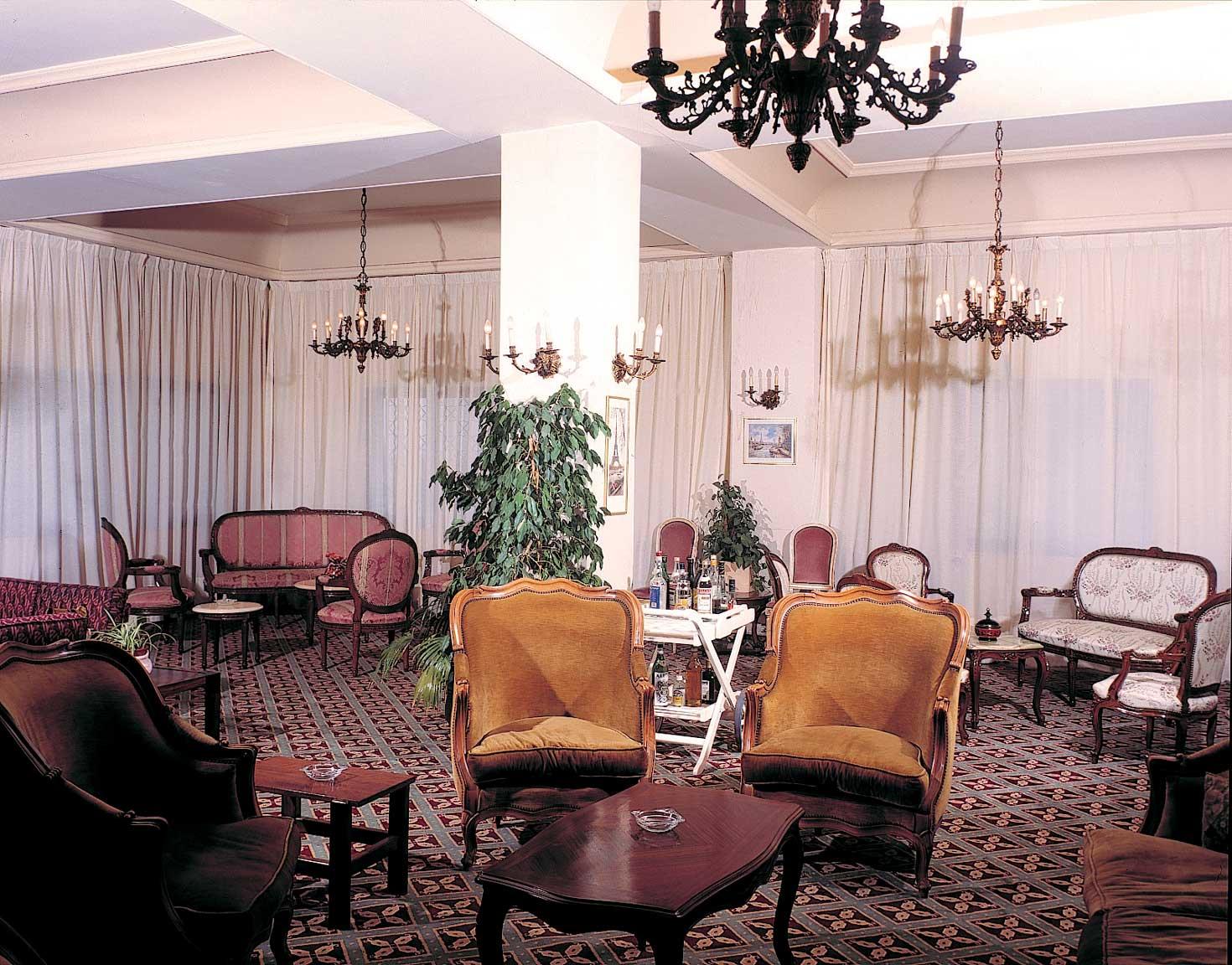 Hotel Le Crillon Brummana Esterno foto