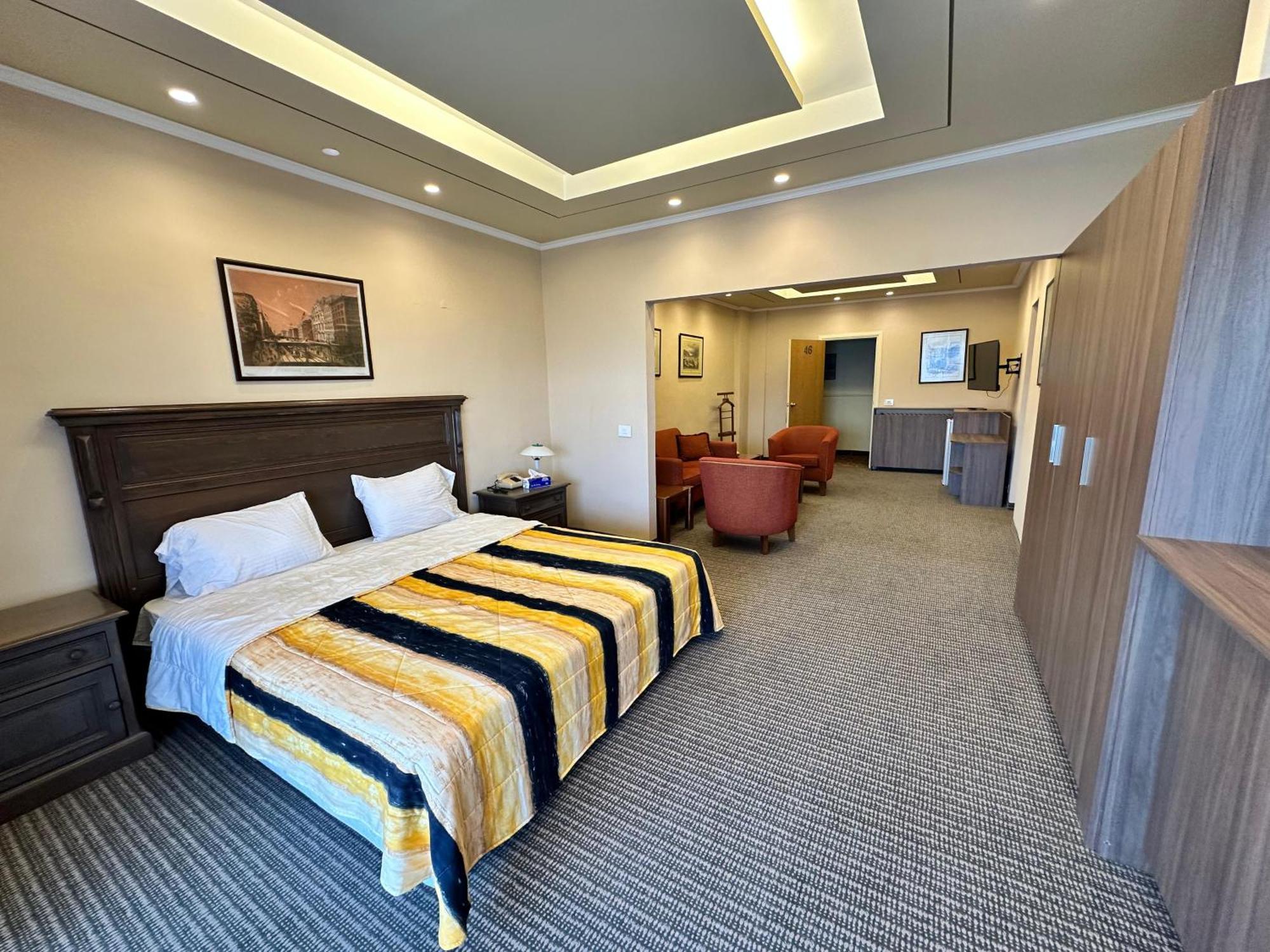 Hotel Le Crillon Brummana Esterno foto