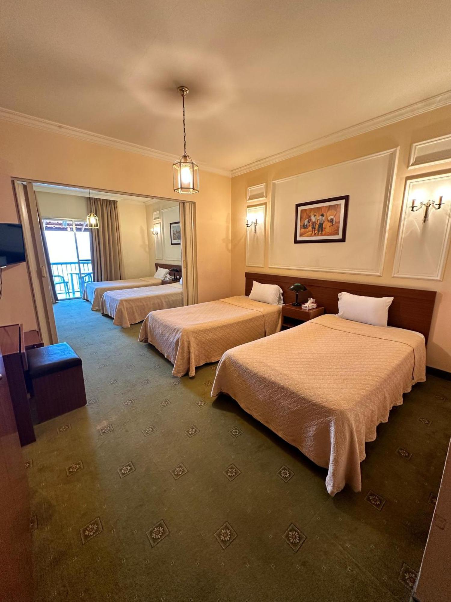 Hotel Le Crillon Brummana Esterno foto